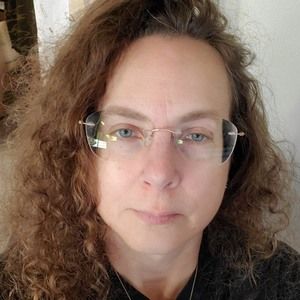 Meet your Posher, Andrina